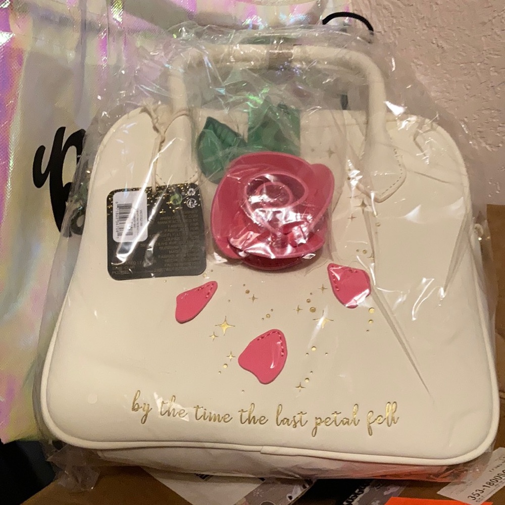 Disney’s Beauty and the Beast Bag . Beautiful details New from Loungefly